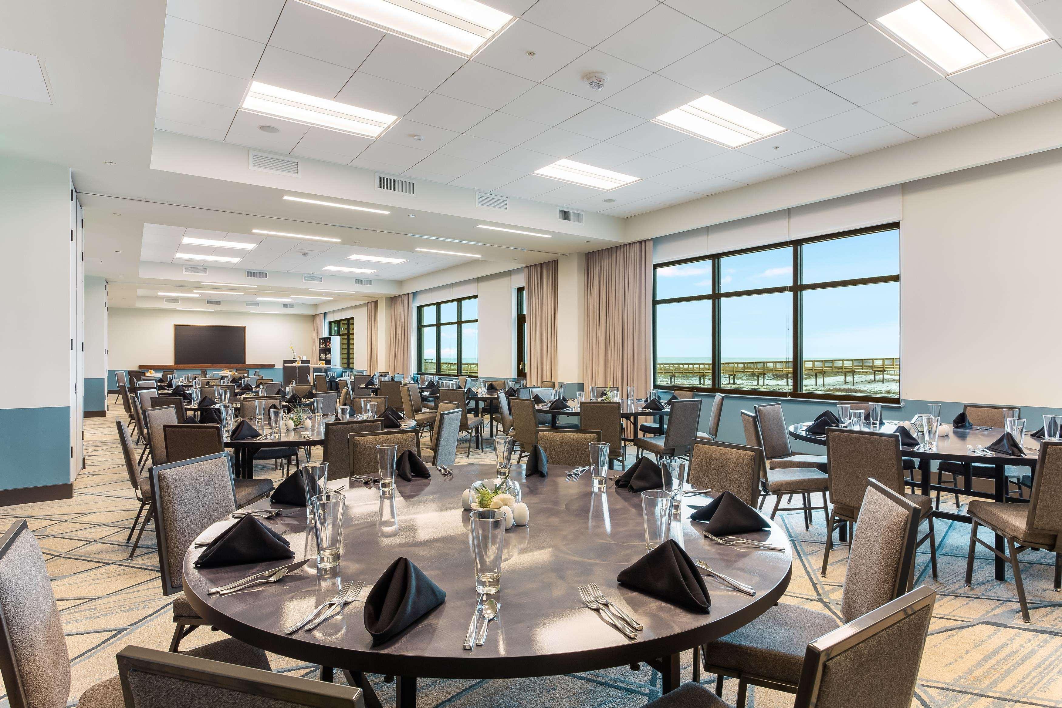The Lodge At Gulf State Park, A Hilton Hotel Gulf Shores Bagian luar foto